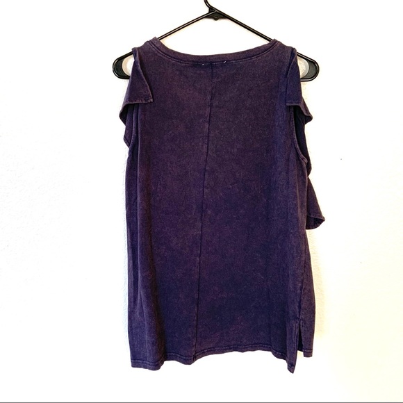 Love Riche Washed Ruffle Cold Shoulder Tee L - Picture 4 of 5